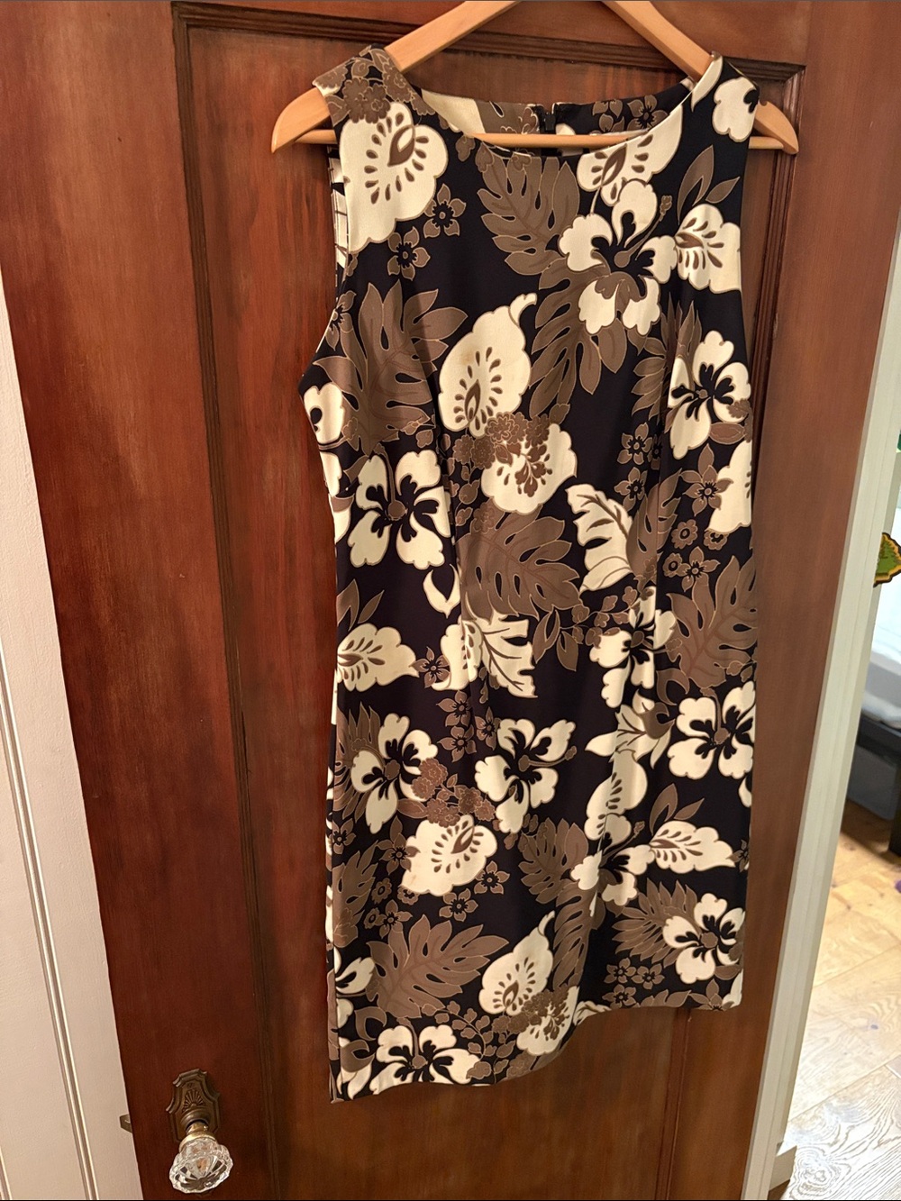 Sleeveless Midi Dress in Black and Cream Floral